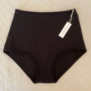 Arq High-Rise Undies